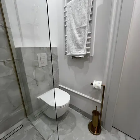 Kensington - Centrum, Polna, Jezyce Self Check-in 24h 포즈난