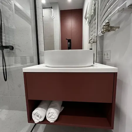 아파트 Kensington - Centrum, Polna, Jezyce Self Check-in 24h 포즈난