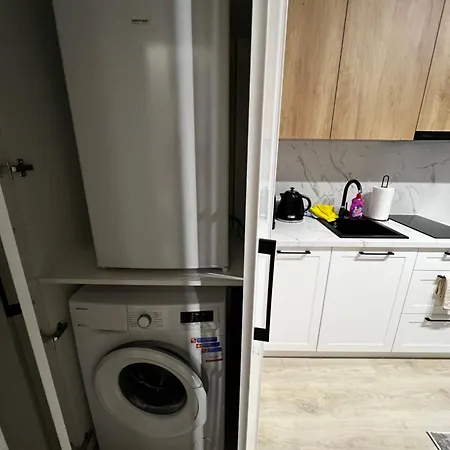 Kensington - Centrum, Polna, Jezyce Self Check-in 24h * 포즈난