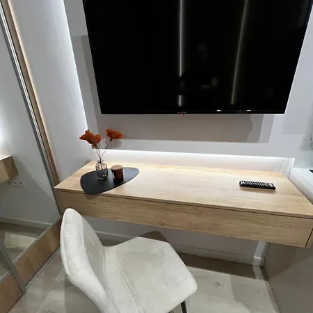 Apartment Kensington - Centrum, Polna, Jezyce Self Check-in 24h